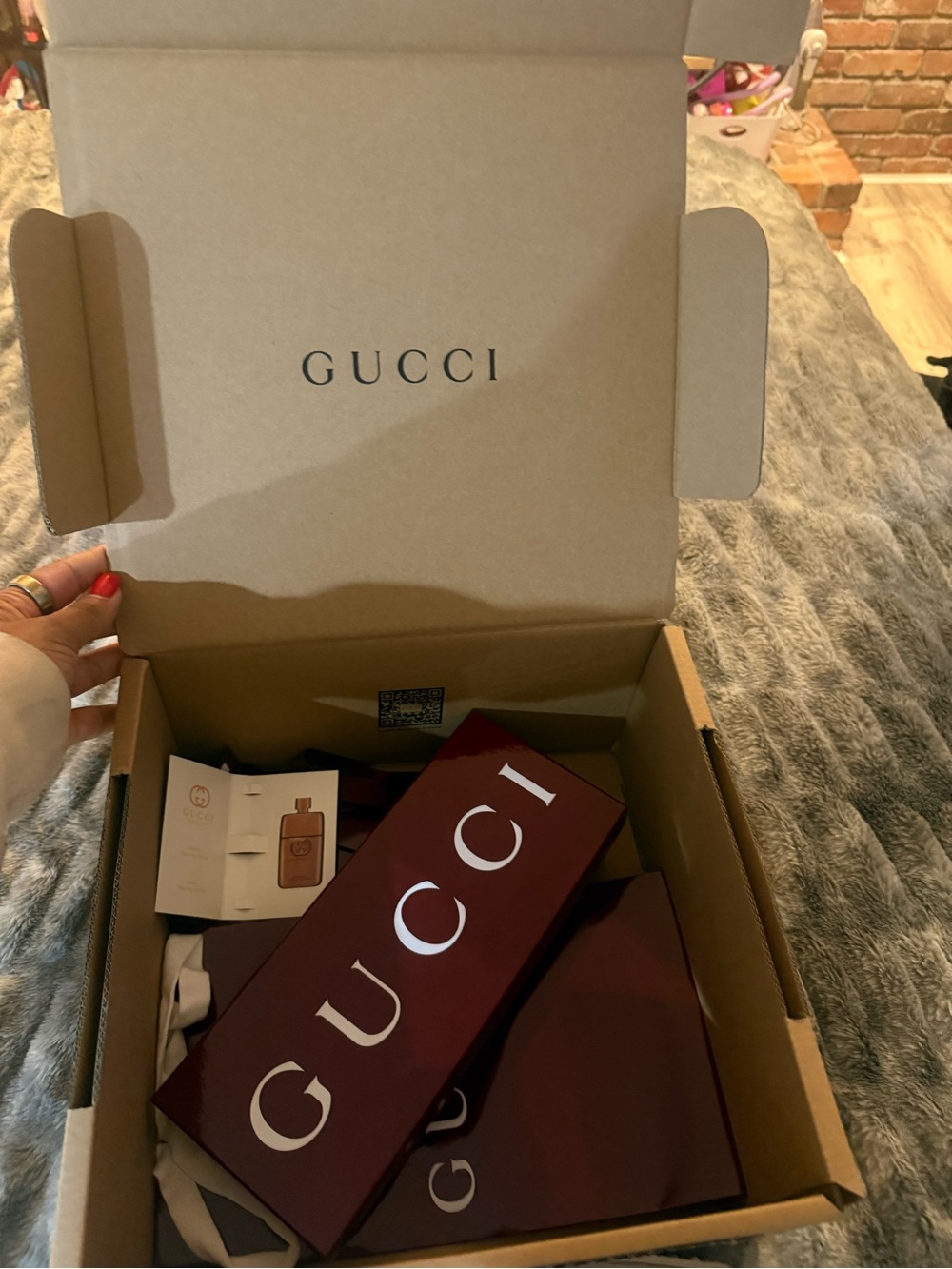 Gucci Cat Face Leather Luggage Tag in Brown, Pink and Beige - Picture 2 of 5